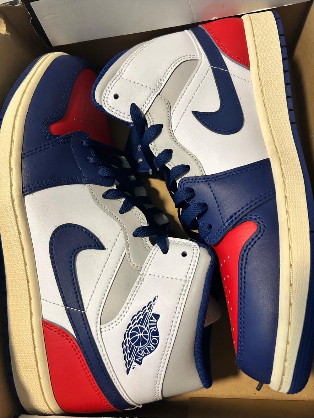 Nike Men's High Top Sneakers - White / Navy / Red